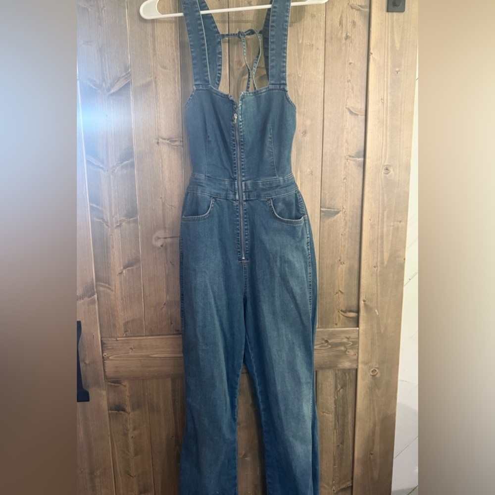 Free People CRVY 2nd AVE Bootcut Fit Denim Jumpsuit in Size 4 - Picture 5 of 7